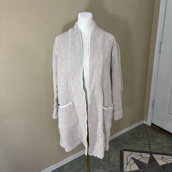Boll & Branch Other - BOLL & BRANCH ORGANIC COTTON WAFFLE BATH ROBE Tan  Women’s Sz M Cozy Comfy Read!